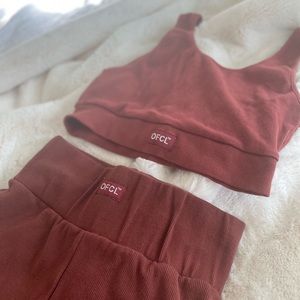NWOT boohoo athleisure set!
